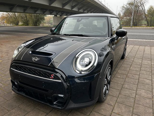 MINI Cooper S Steptr. Classic Trim,Panorama,voll