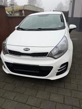 Kia Rio 1.4 Edition 7 Automatik Edition 7 - Kia Rio in Frankfurt (Main)