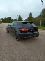 Audi RS3 2.5 TFSI S tronic quattro Sportback - - Audi RS3: Schwarz