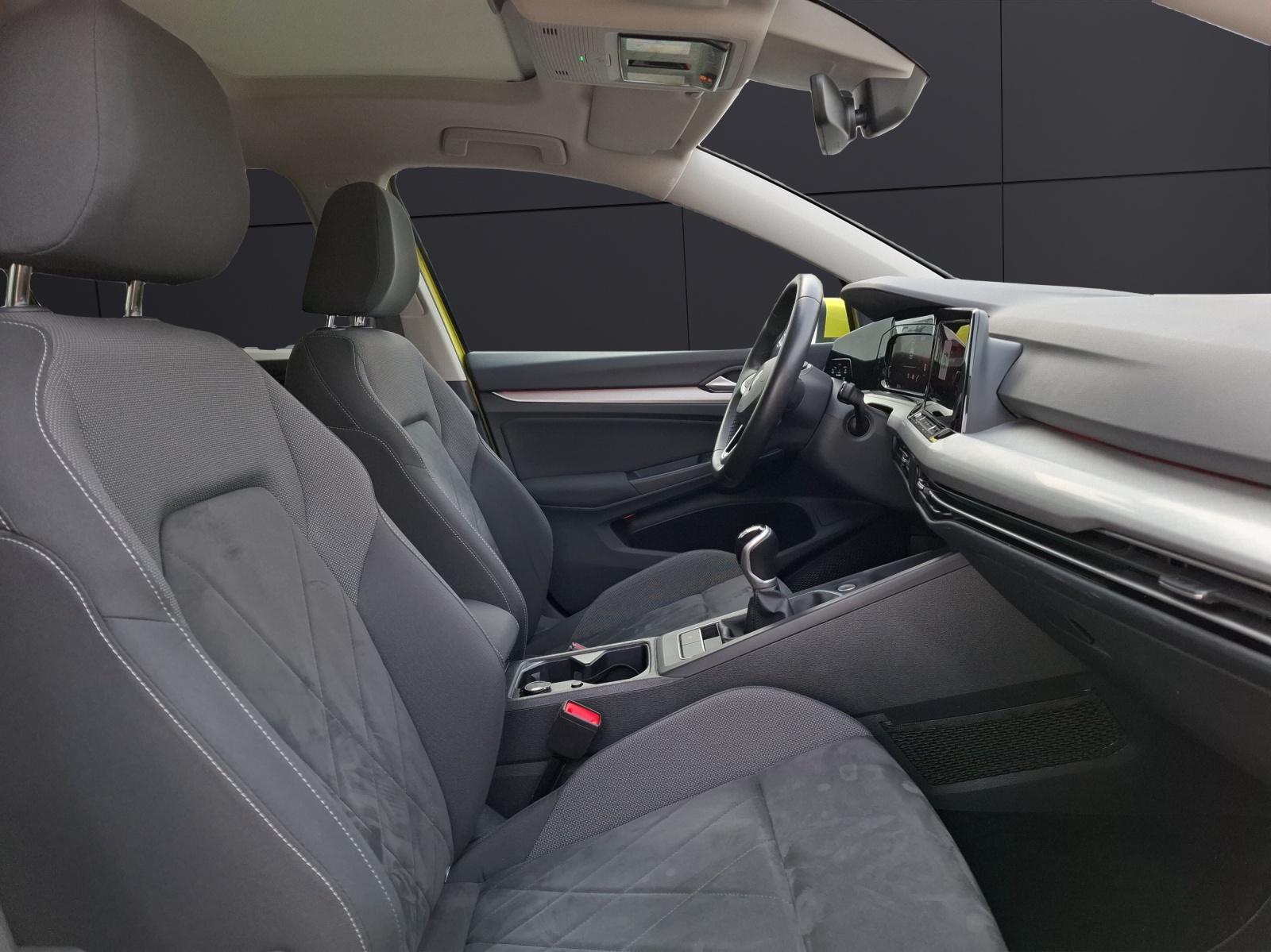Volkswagen Golf VIII TSI Life Matrix Navi AID Pano ACC PDC, миниатюра 12