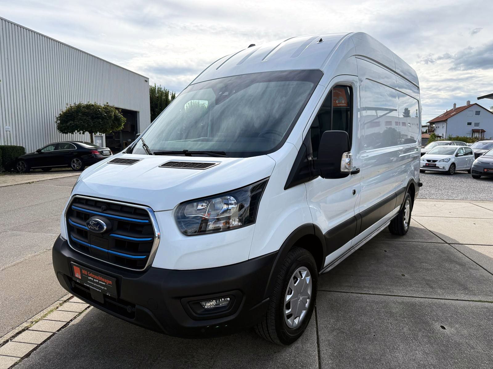 Fahrzeugabbildung Ford E-Transit Kasten 390 L3H2 Trend ACC KAM KLIMA BT
