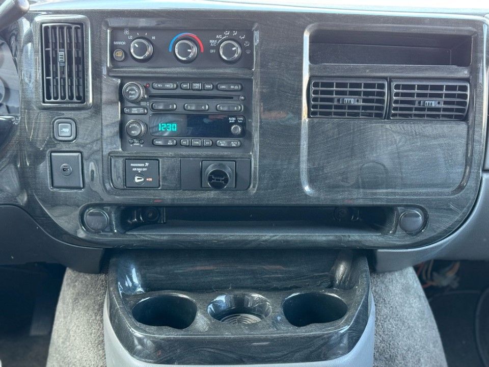 Fahrzeugabbildung Chevrolet Express 6.0 lang Explorer Limited X-SE