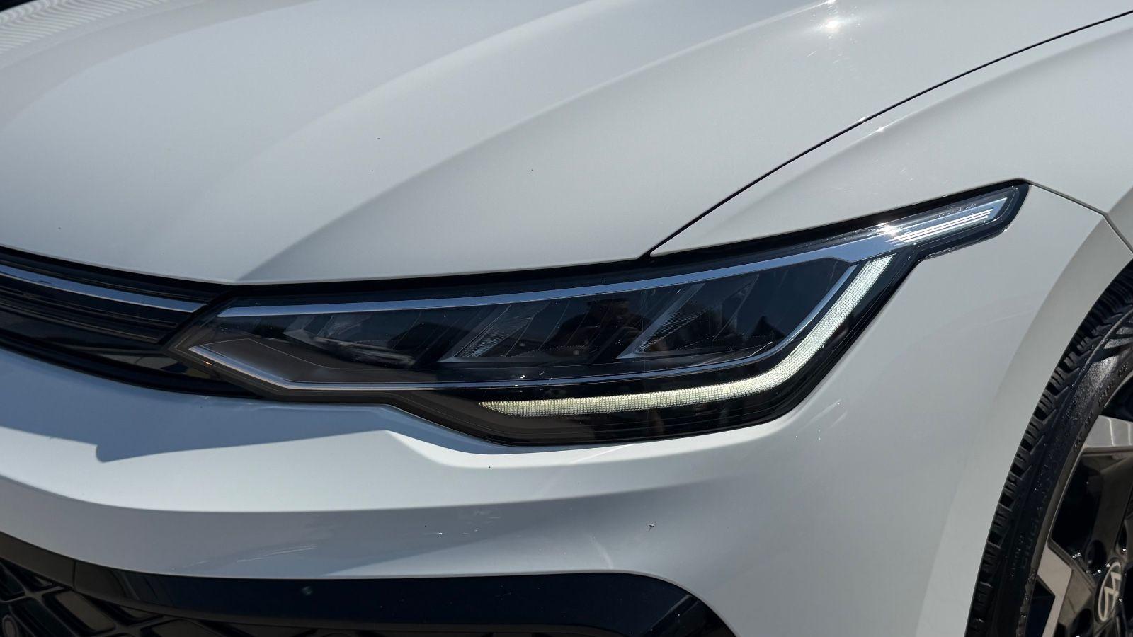 Volkswagen Golf VIII Variant 1.5 eTSI R-Line CARPLAY*KAMERA, миниатюра 5
