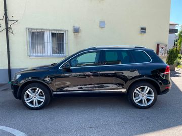 Volkswagen Touareg - 8