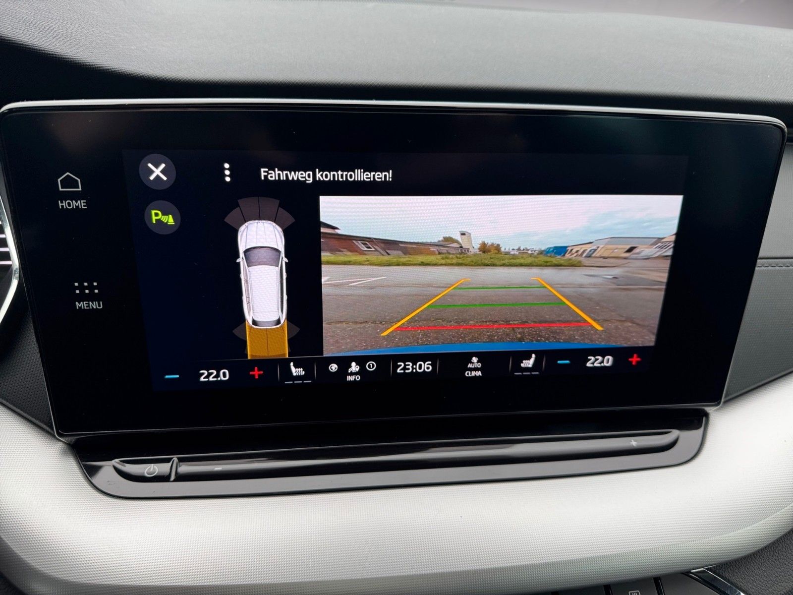 Fahrzeugabbildung SKODA Octavia Combi Ambition Clever 2.0 TDI