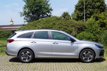 Hyundai i30 cw 1.0T-GDI NAVI-ALU-LED-KAMERA-PDC-TEMPOMAT