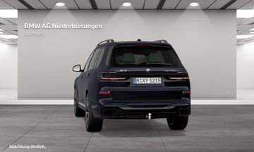 BMW X7 - 7