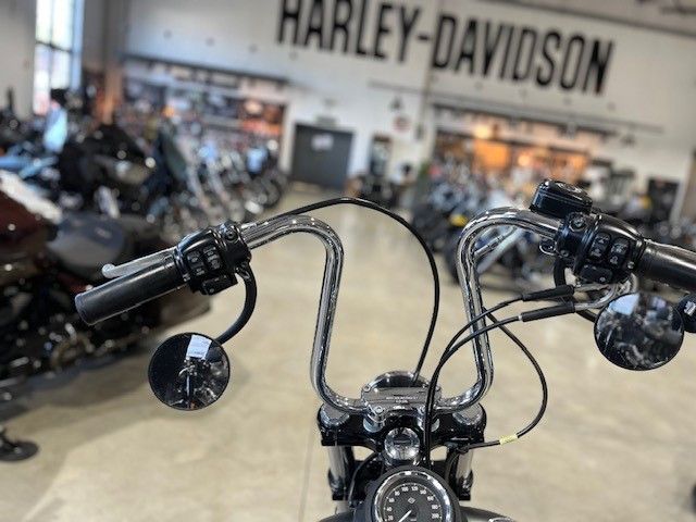 Fahrzeugabbildung Harley-Davidson FXDB Street Bob