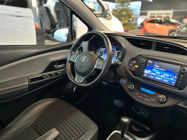 Toyota Yaris Club Hybrid *PANO*