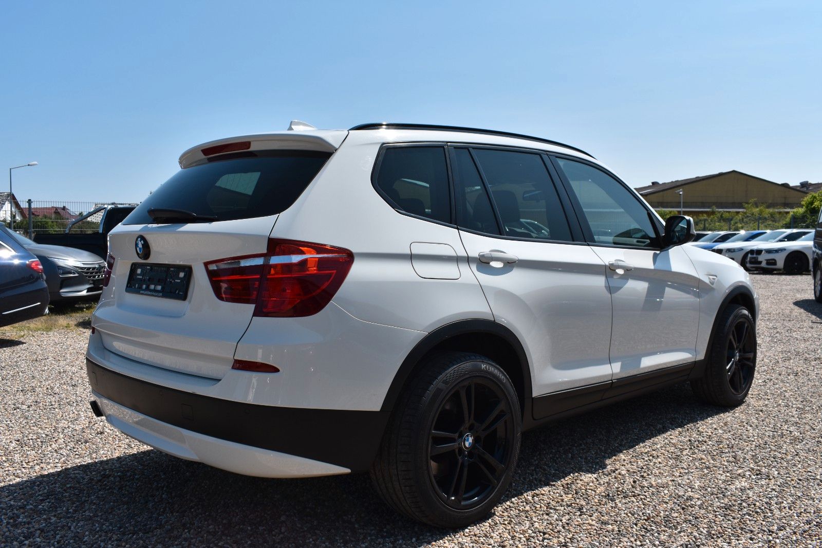 Fahrzeugabbildung BMW X3 xDrive 20 d M Sport  AHK / 19 Zoll/