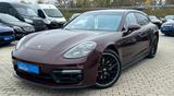 Porsche Panamera Sport Turismo GTS SCHECKHEFT PORSCHE - rote Porsche Panamera