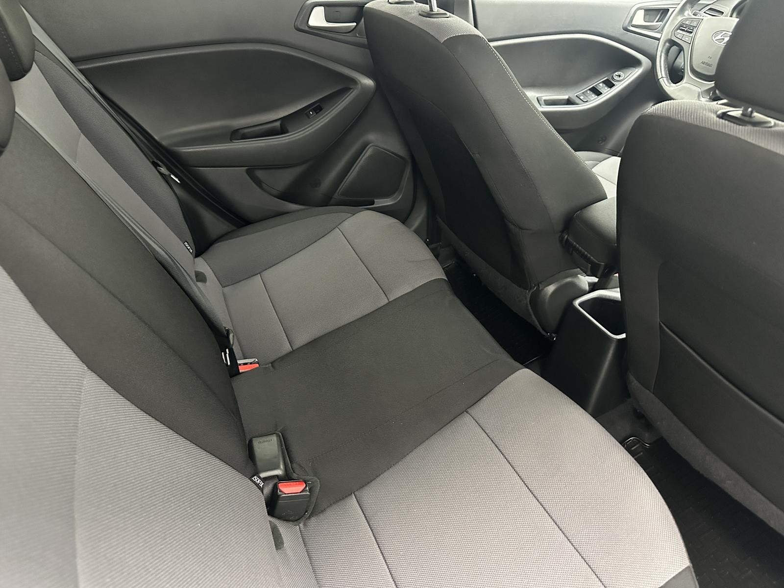 Hyundai i20 YES! Plus "NAVI-CAM-SITZH-MULTI-TEMPO-ALU", миниатюра 19