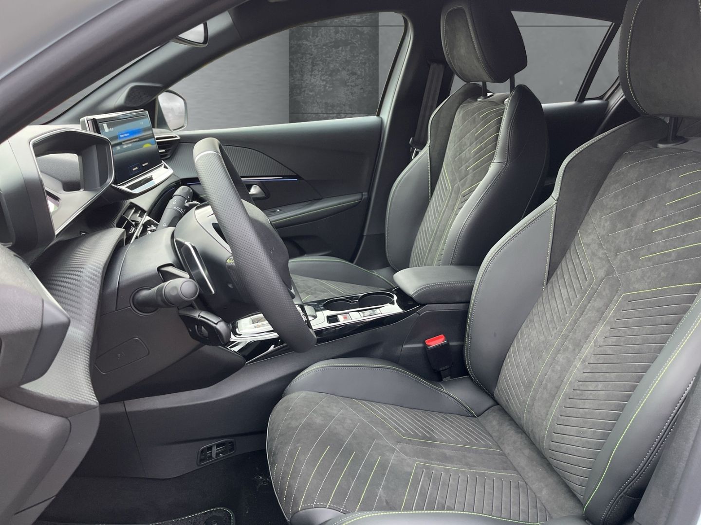 Peugeot 208 - Bild 8