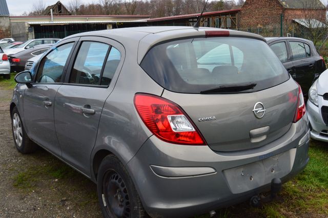 Opel Corsa D Edition