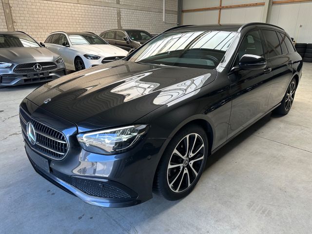 MERCEDES-BENZ E 220 d T 9G Avantgarde Night AHK Kamera LED