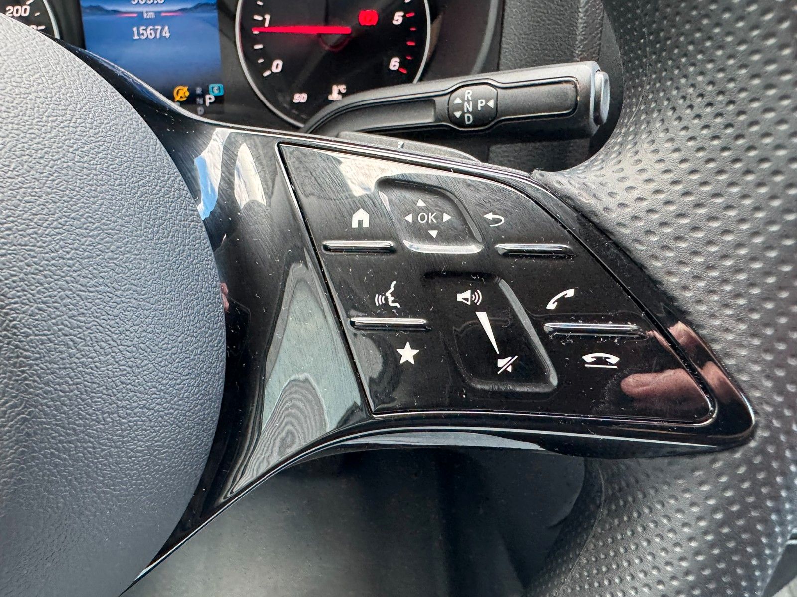 Fahrzeugabbildung Mercedes-Benz Vito 116 CDI 9G Klima Kamera SHZ