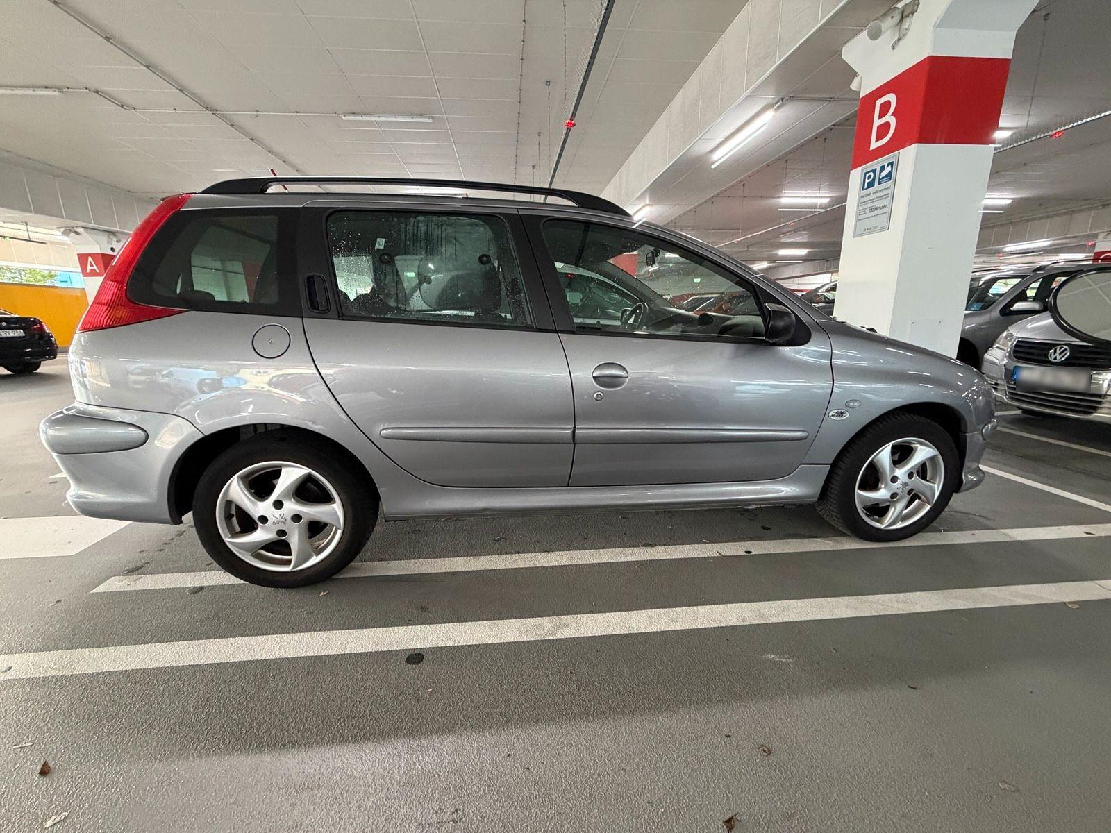 Peugeot 206 1.6 Benzin | |109 PS |56.156km...