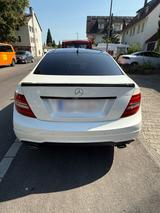Mercedes-Benz C 350 BlueEFFICIENCY. - AMG Styling - Sportpaket - Mercedes-Benz C 350 mit Benzin-Antrieb: Coupé