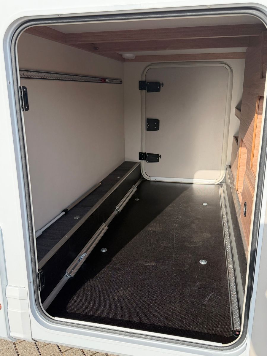 Fahrzeugabbildung Weinsberg CaraSuite 650 MEG