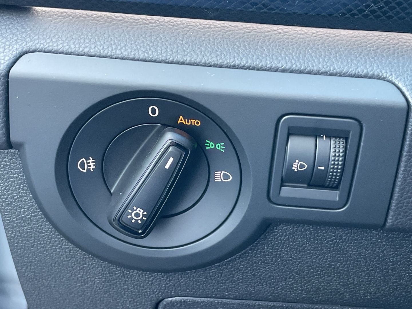 T-Cross Energy 1.0TSI 6-Gang Navi/LED/ACC/Kamera