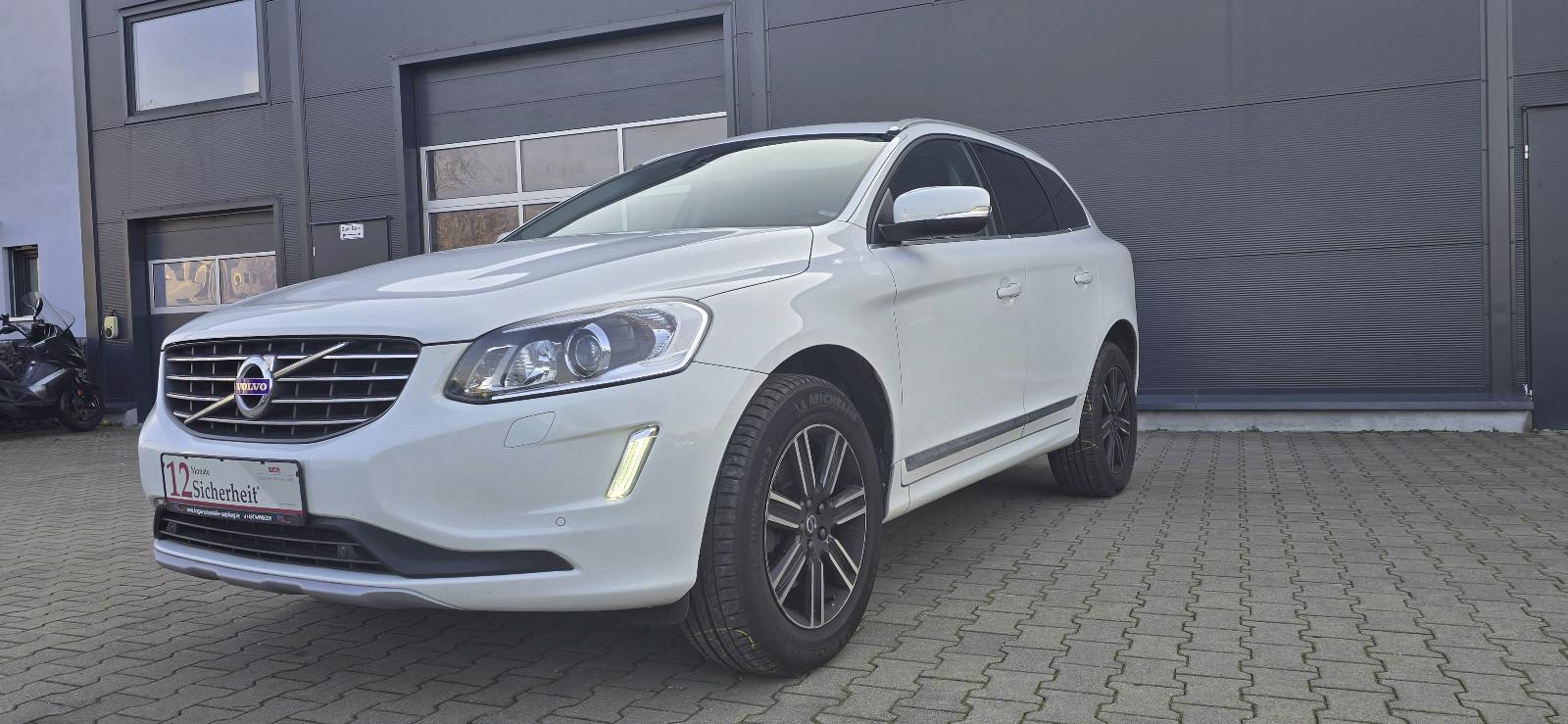 Volvo XC 60 XC60 Summum 2WD*KAMERA*NAVI*PANO*