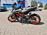 KTM DUKE 390