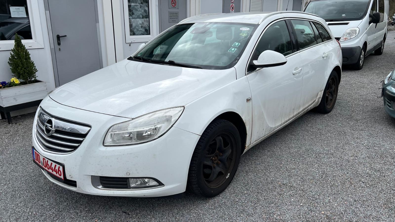 Opel Insignia A Sports Tourer Edition/KLIMAAUT/EURO 5