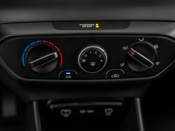 Hyundai i20 1.2 Select Kamera Navi Funktions-Paket