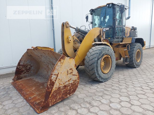 CAT 938M