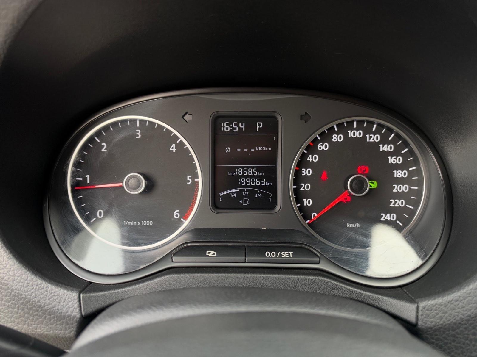 VOLKSWAGEN AMAROK HIGHLINE 2.0 TDI 179ch 4MOTION - CUIR VIENNA - NAVIGATION GPS - ATTELAGE - SIÈGES CHAUFFANTS - RADARS AVANT/ARRIÈRE