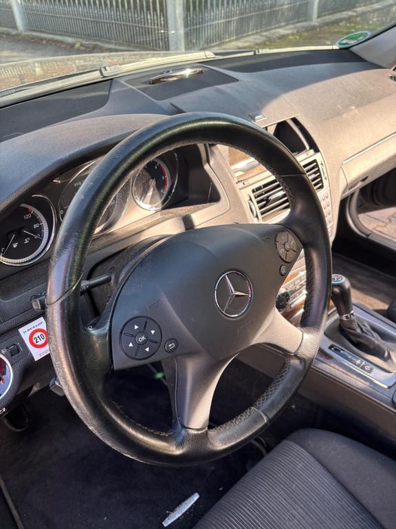 Mercedes-Benz C 250