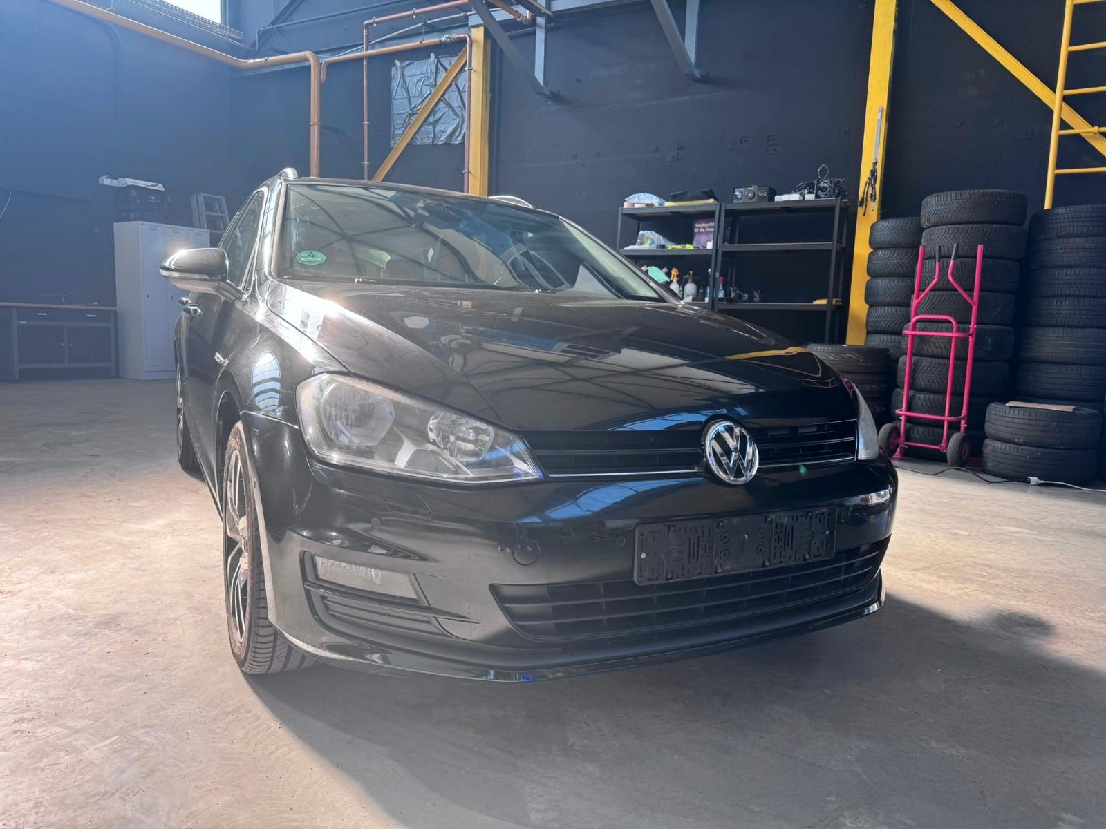 Volkswagen Golf VII Variant Cup BMT