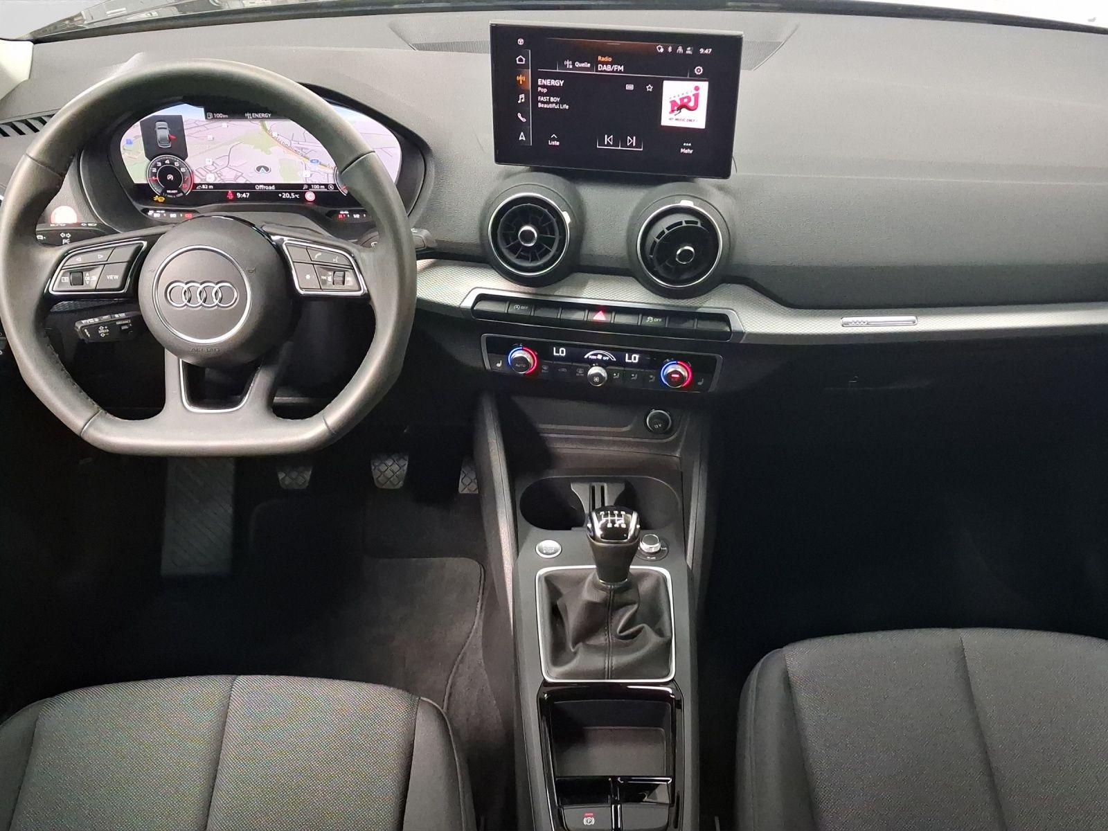 Audi Q2 30 TFSI AHK ST.HEIZ LM18 NAVI, миниатюра 5