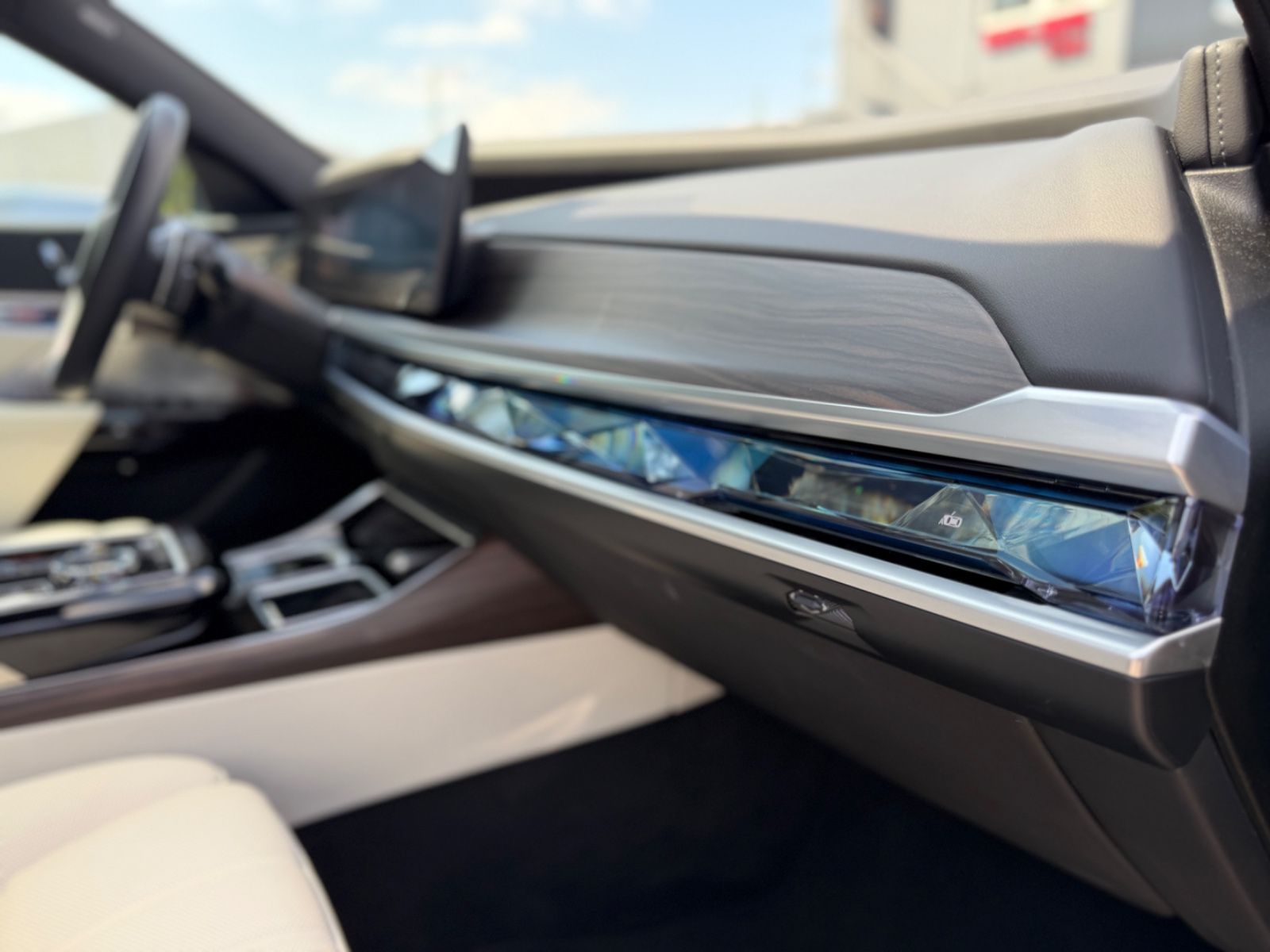BMW 750E xDrive Design Pure Excellence*PANO*VOLLVOLL foto 16