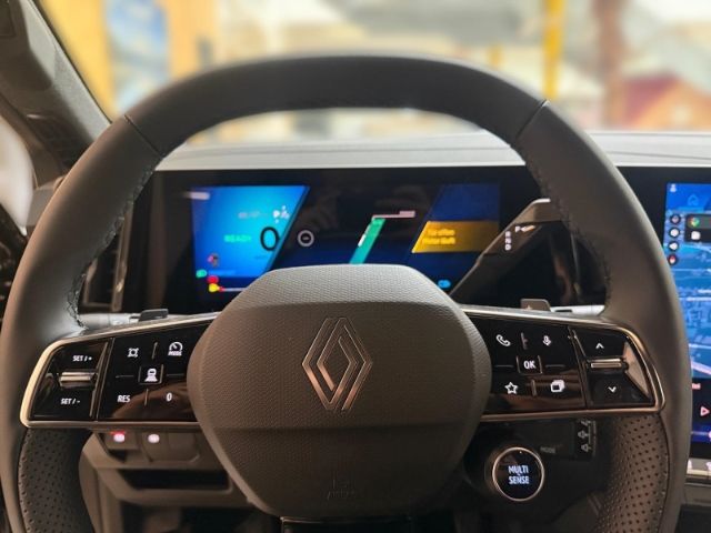 Fahrzeugabbildung Renault Austral Techno Hybrid+Winter+Familien-Paket