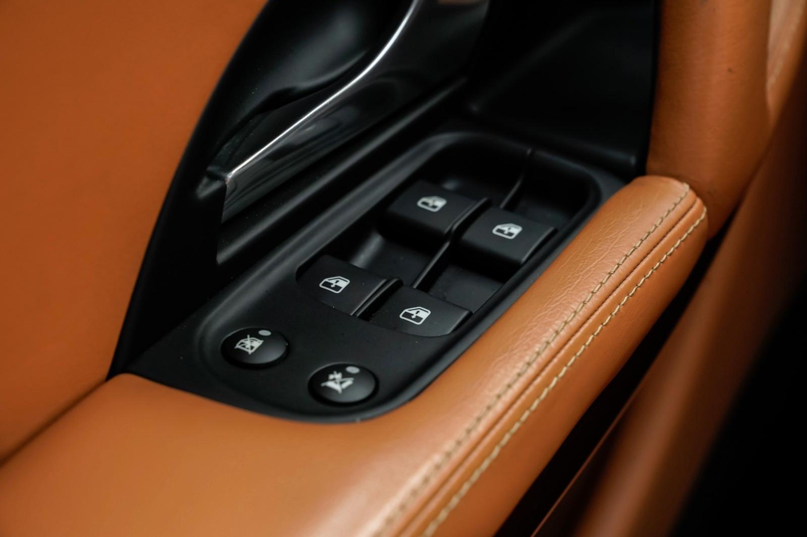 MASERATI QUATTROPORTE 4.2 V8 400ch BVA - CUIR - BOSE - SUSPENSION SKYHOOK - GPS - SIÈGES CHAUFFANTS