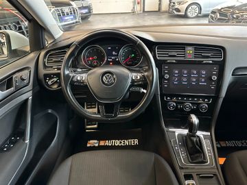 Volkswagen Golf - 7