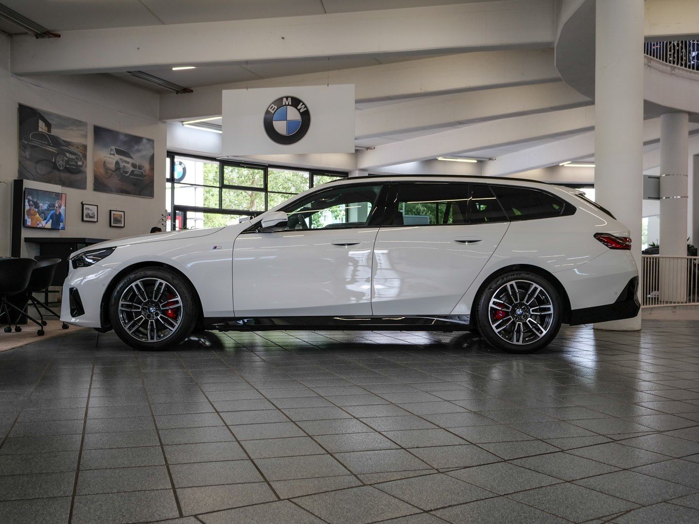 BMW 520d xDrive M-Sport Aut Nav HuD LED h&k Drive Pa foto 4