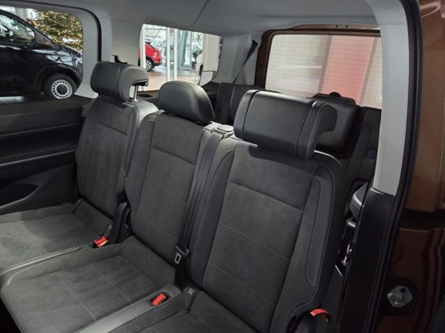 Caddy Maxi Style 1.5 TSI DSG LED AHK STH 7SITZ 4