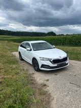 Skoda Octavia 2.0 TDI 110kW DSG CLEVER COMBI CLEVER