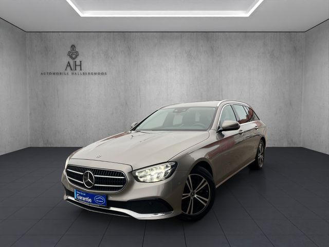 Mercedes-Benz E220d*Facelift*Widescreen*NightPaket*LED*AHK*ACC