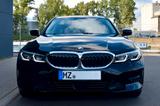 BMW 320d - Laser Head-Up ACC Keyless Sportsitze - BMW 320: 320d Sports