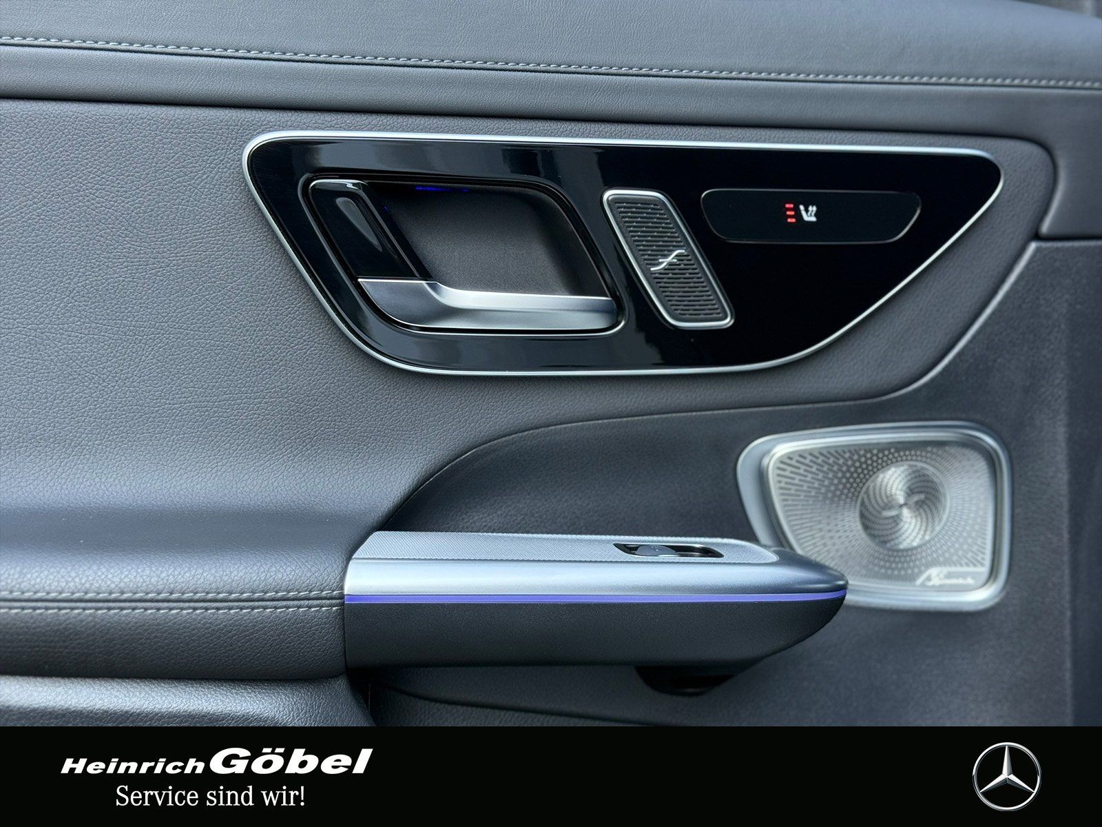 Fahrzeugabbildung Mercedes-Benz GLC 300 AMG*FULL*HEAD-UP*BURMESTER*AHK*SITZKLIMA