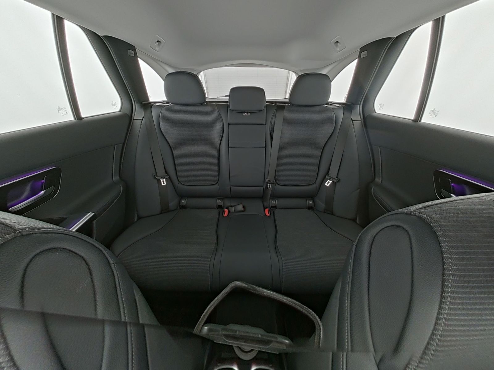 Mercedes-Benz C 200 - Bild 17