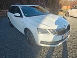 Skoda Octavia Combi L&K 4x4 - Skoda Octavia mit Benzin-Antrieb: Allradantrieb