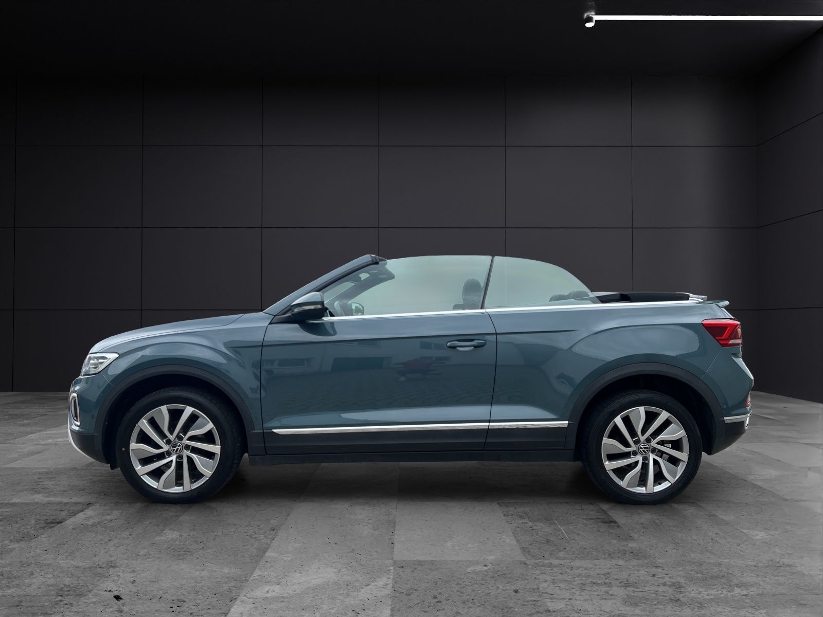 Fahrzeugabbildung Volkswagen T-Roc Cabriolet TSI Style LEDplus Navi AID ACC R