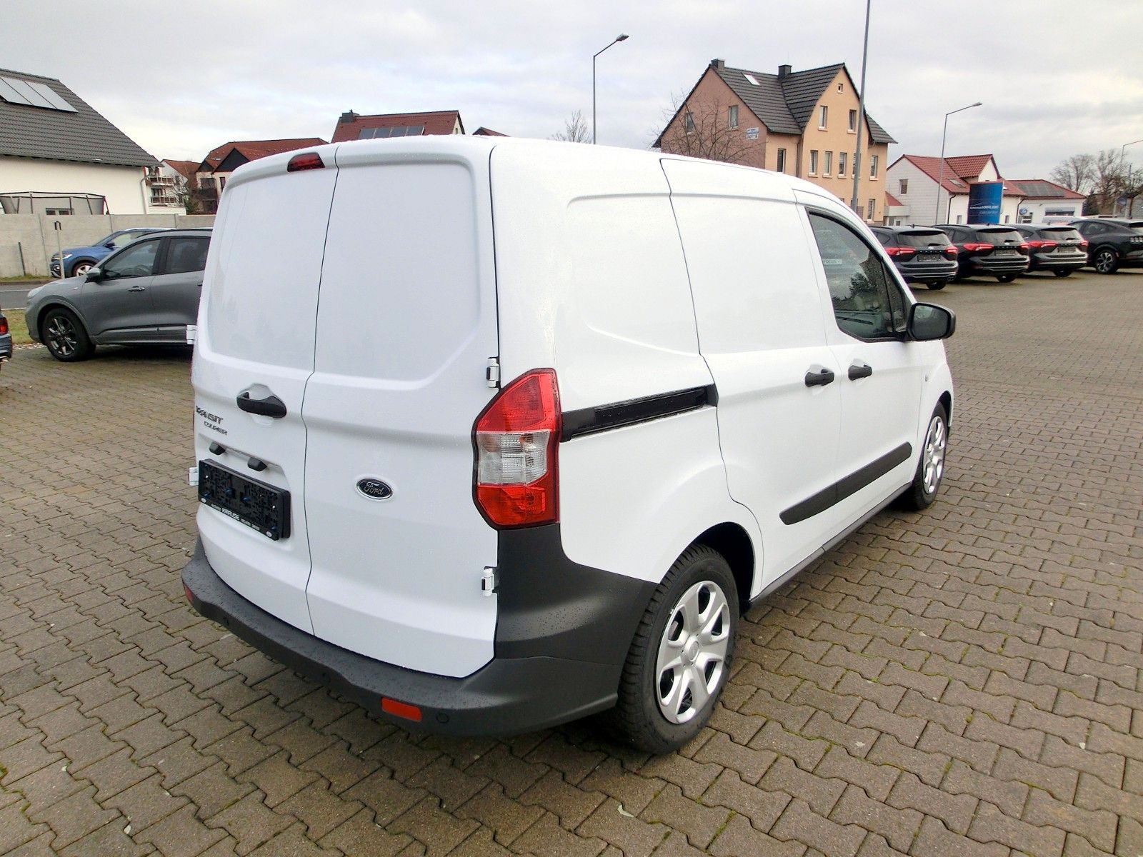 Fahrzeugabbildung Ford Transit Courier Trend