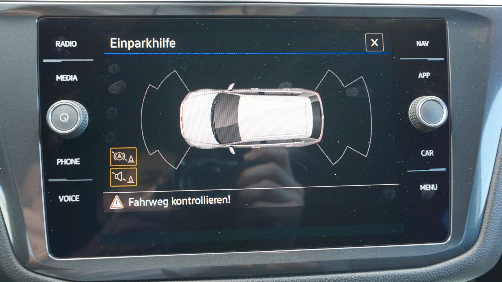 Fahrzeugabbildung Volkswagen Tiguan Allspace R-Line 4M LED,Navi,PDC,AHK