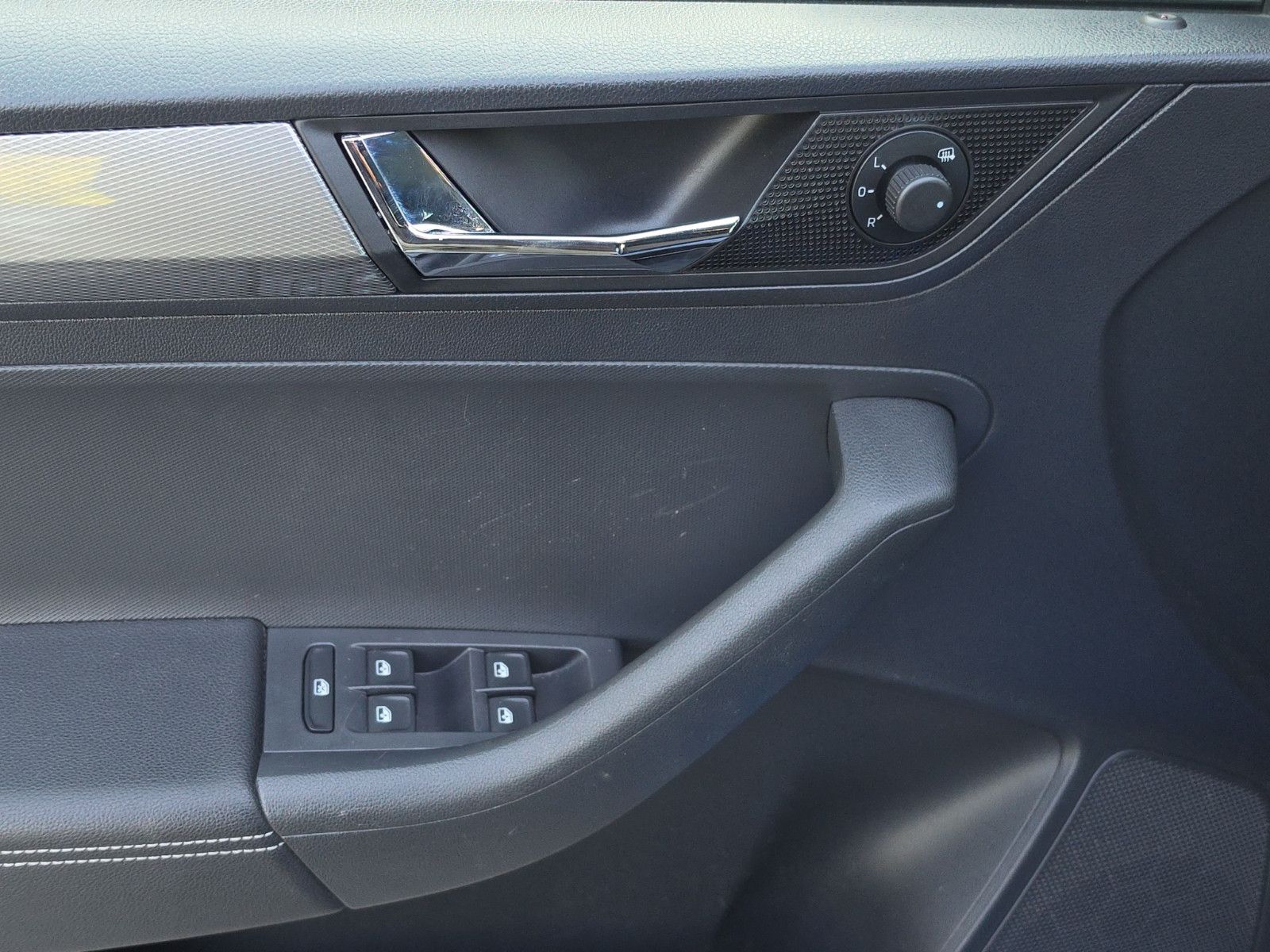 Fahrzeugabbildung SEAT Toledo Style TÜV SERVICE NEU