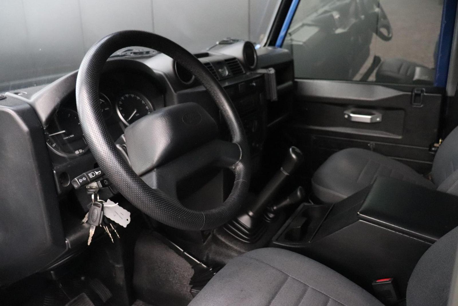 LAND ROVER DEFENDER - 2.2 D - 90 - 122 CV - 4X4 - BVM